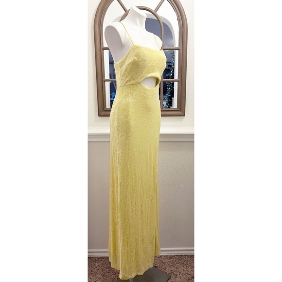 Bloomingdale’s Aqua Cutout Waist Sequin Column Gown in Yellow, Size 8 NEW $308 - Picture 8 of 11
